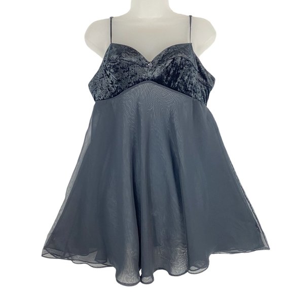 Victoria's Secret Other - Victoria Secret’s Vintage Black Babydoll Chemise Size L VGUC